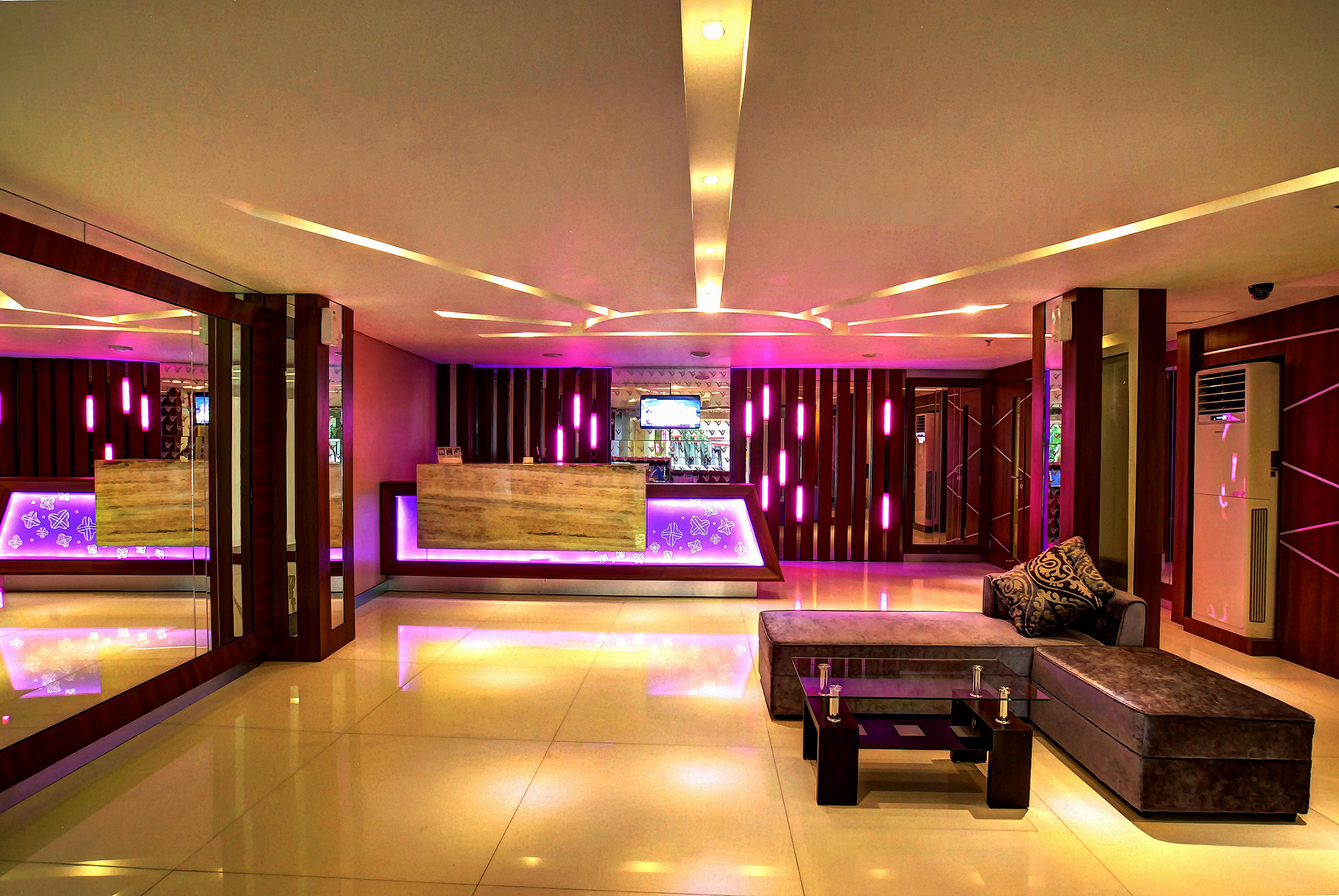 Vio Hotel Veteran Бандунг Экстерьер фото