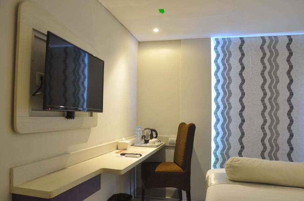 Vio Hotel Veteran Бандунг Экстерьер фото