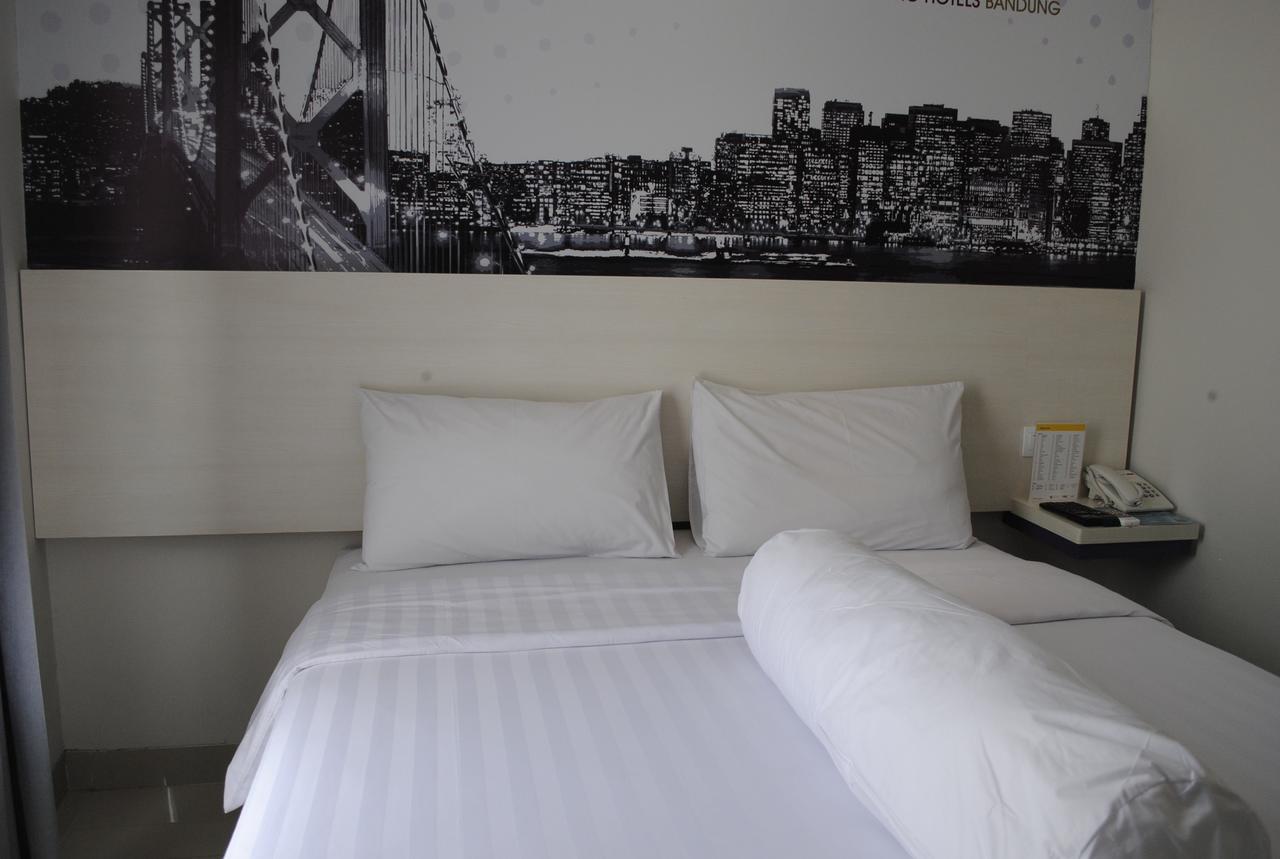Vio Hotel Veteran Бандунг Экстерьер фото